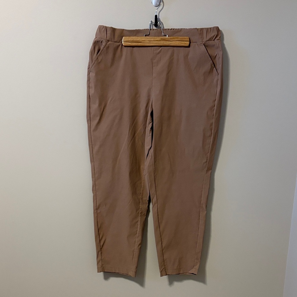 Straight Leg Women’s Pants in Brown